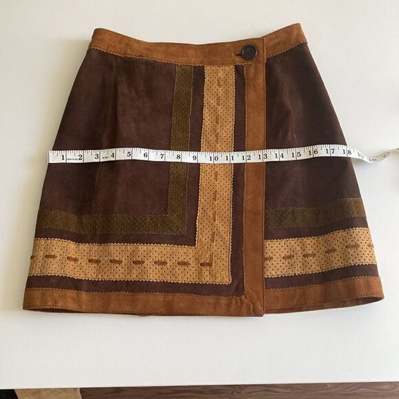Vintage Brown & Tan Multi-panel Genuine Suede Leather Mini Wrap Skirt Size Small - Picture 11 of 14